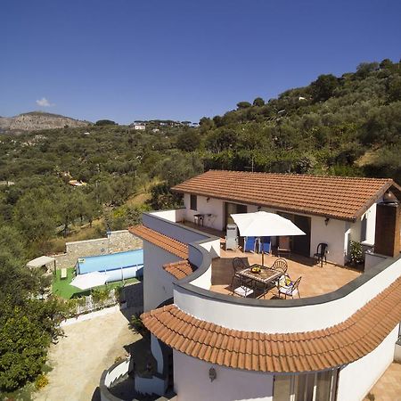 Appartamento Villa Degli Ulivi Sant'Agnello Exterior photo