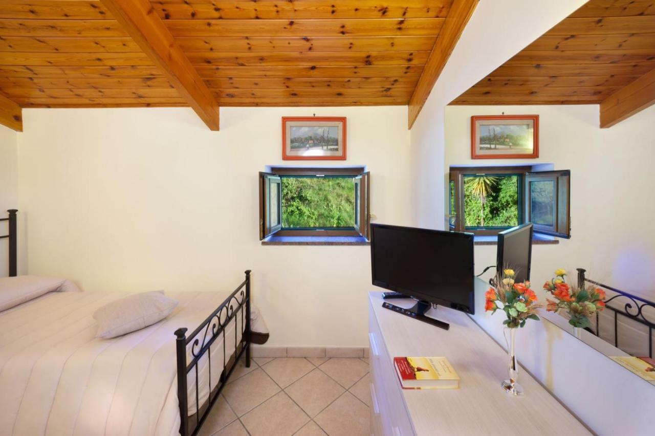 Appartamento Villa Degli Ulivi Sant'Agnello Exterior photo